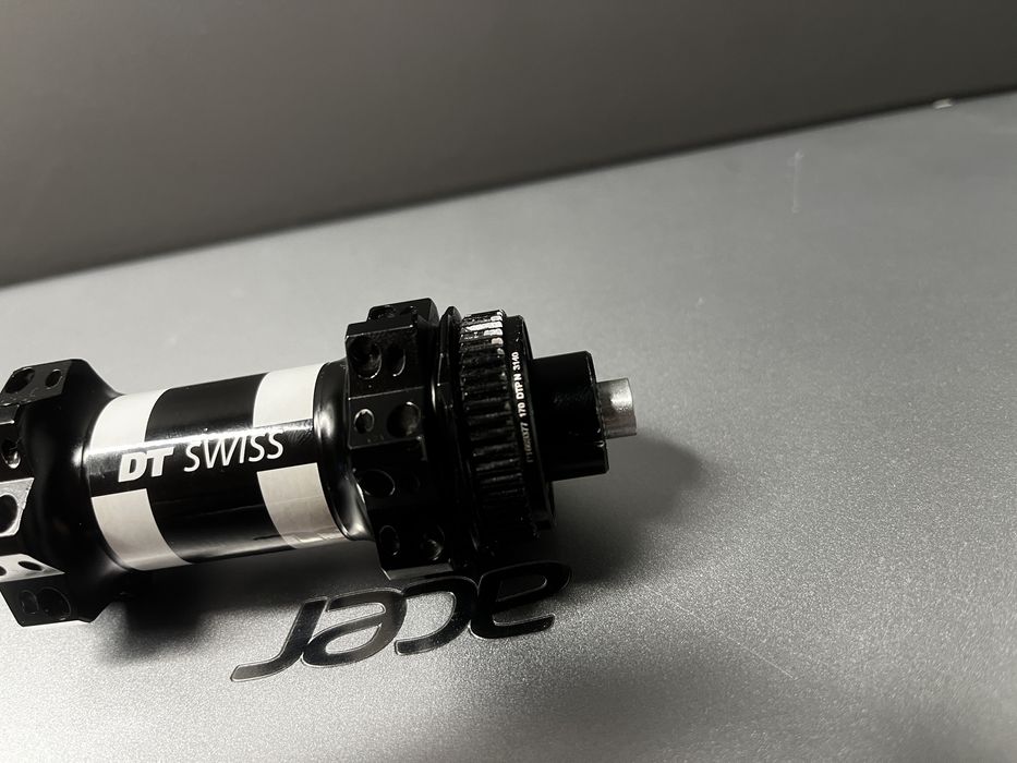 DT Swiss 350 STRAIGHTPULL przednia piasta Centerlock	 9/100