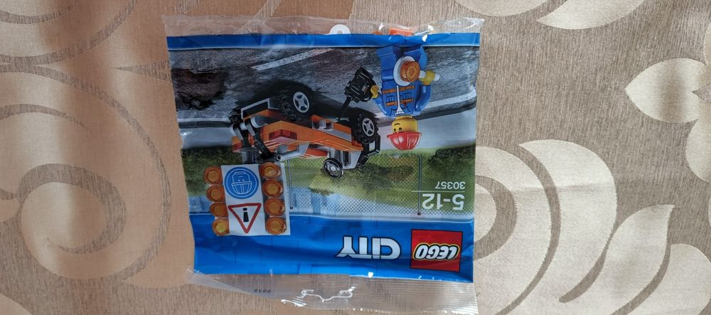5. Nowy polybag lego  30357