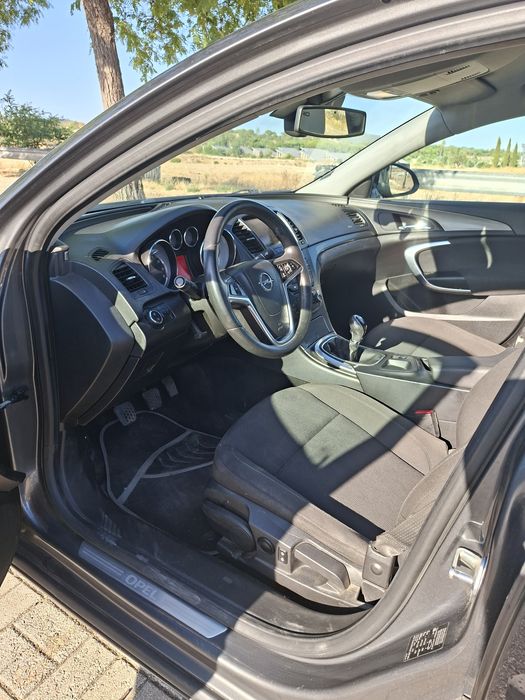 Opel insígnia 1.6 gasolina com 160.000klm