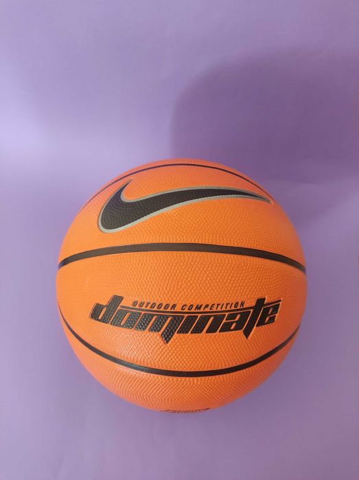 Bola de Basquetebol Nike Dominate 8P