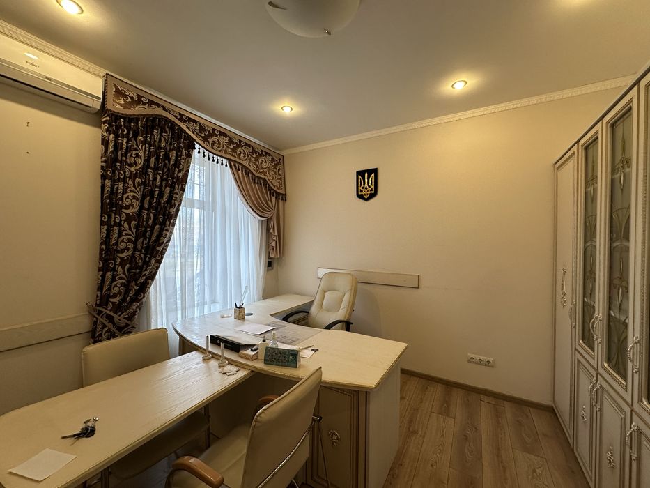 Фасадное помещение на проспекте