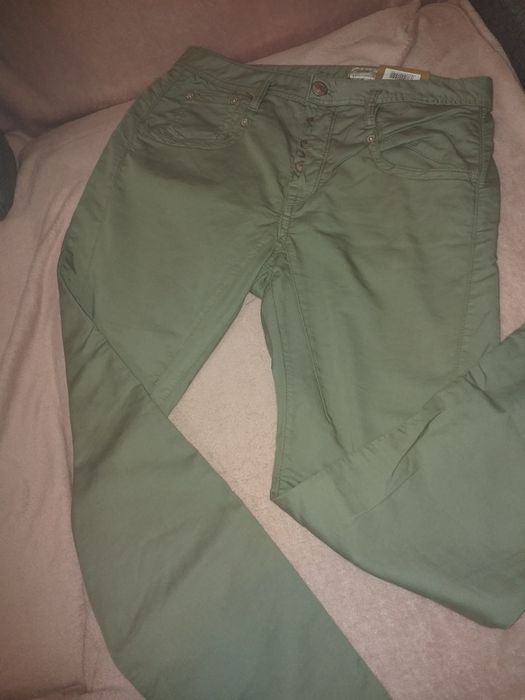 Nowe spodnie khaki zielone chinosy herrlicher r 40 w 30