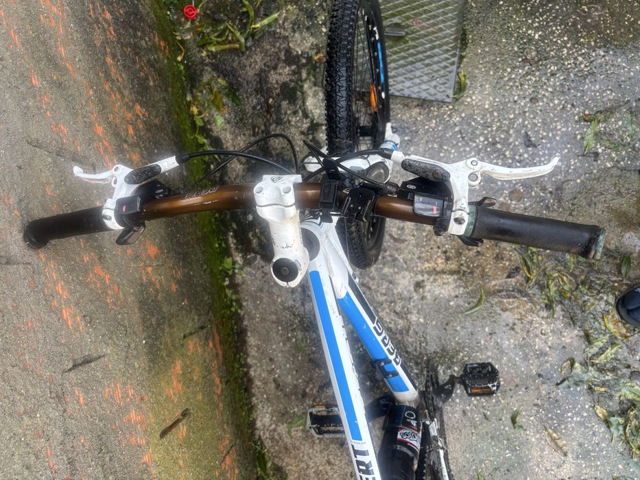 Vendo bicicleta em bom estado