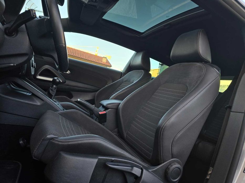 VOLKSWAGEN SCIROCCO SPORT 2.0TDI 140CV (LOOK R)