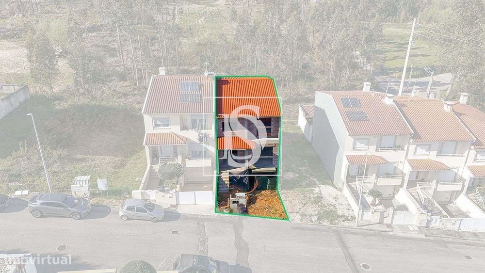 Moradia T3 por terminar | Elevado potencial de investimento