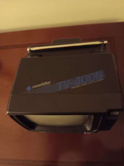 Televisao portatil anos 90 .Nao funciona