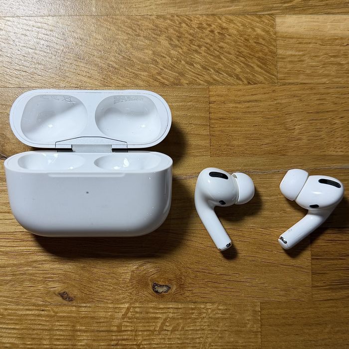 Apple AirPods Pro 1 gen. z etui A2190 - oryginalne, etui Lightning
