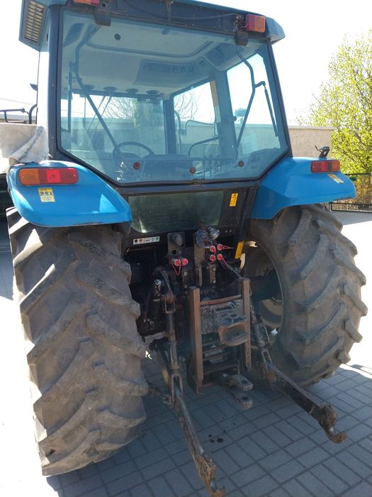 New Holland TL100