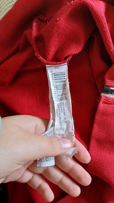 Casaco vermelho (pouco usado)