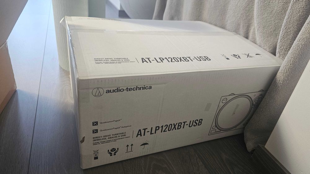 Gramofon Audio-Technica AT-LP120XBT-USB nowy, nieużywany