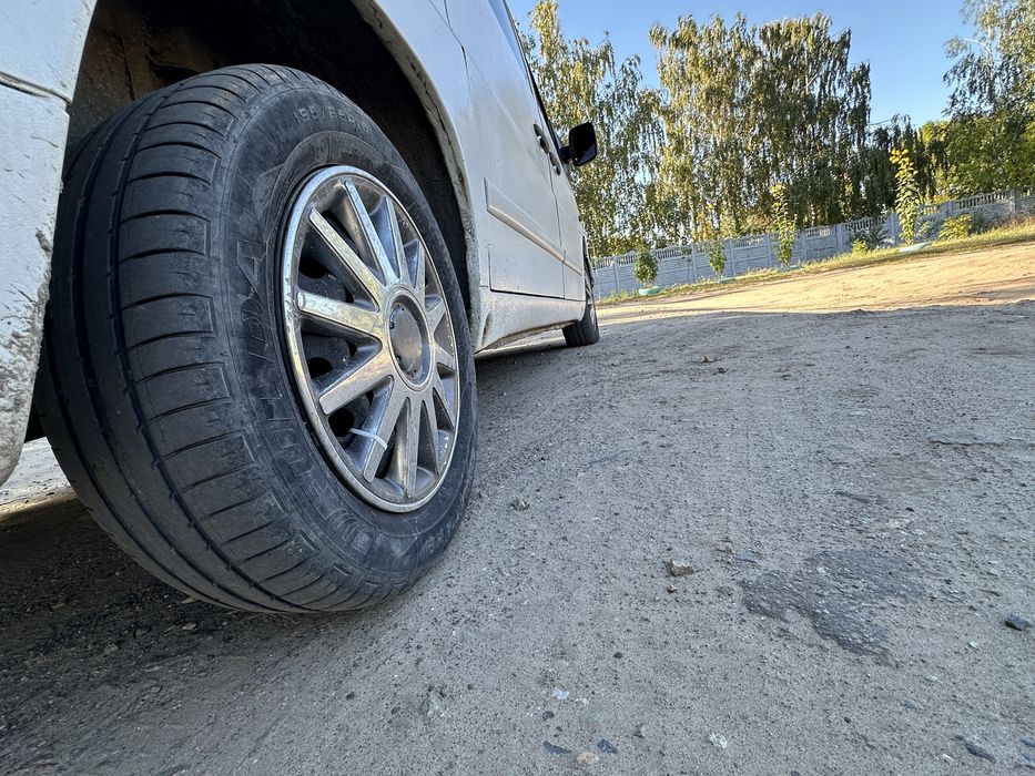 Продам Mercedec Vito 2001 год 2,2 дизель