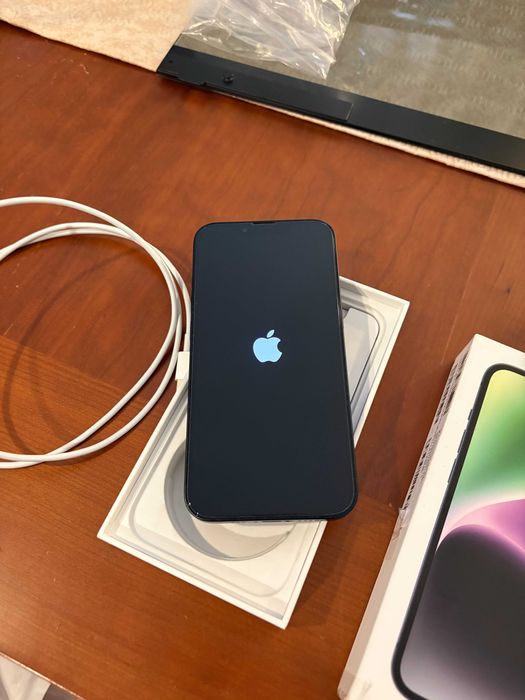 iPhone 14 com 128GB