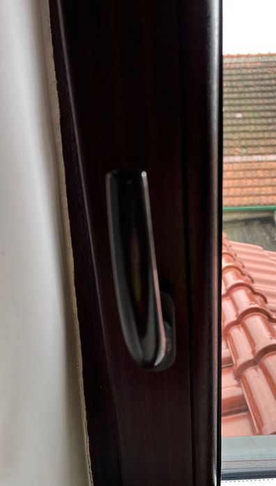 Klamki do okien i drzwi balkonowych/tarasowych