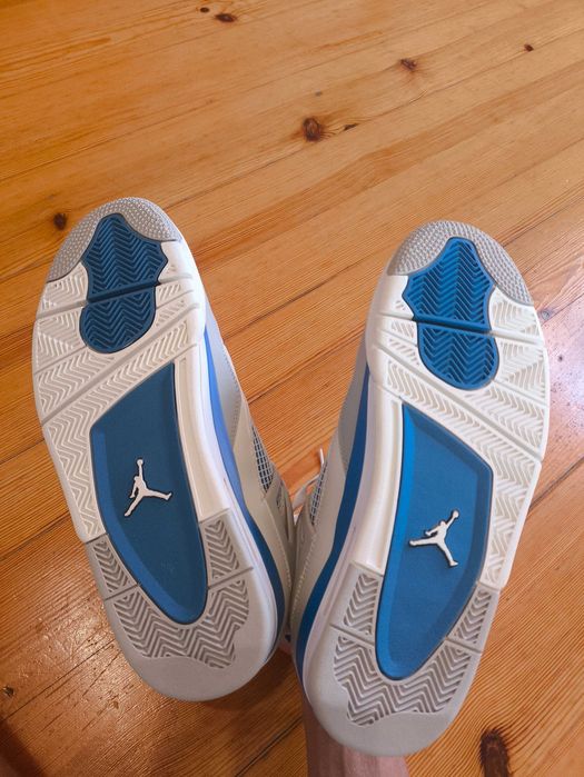 Jordan 4 military blue