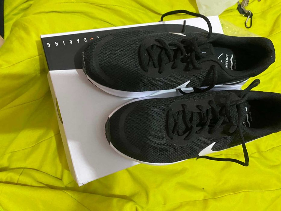 Nike Revolution 7 - Usados 1x