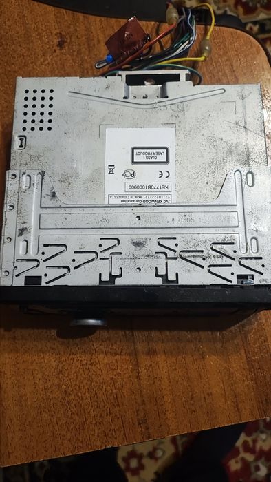 Продам кенвуд магнітола лежить без діла.