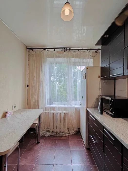 Продам 3-кімнатну квартиру, Калинова