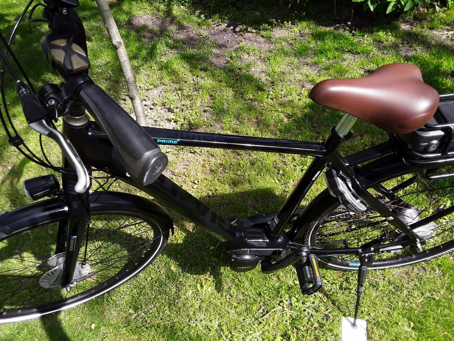 Rower elektryczny Giant Prime n centr yamaha