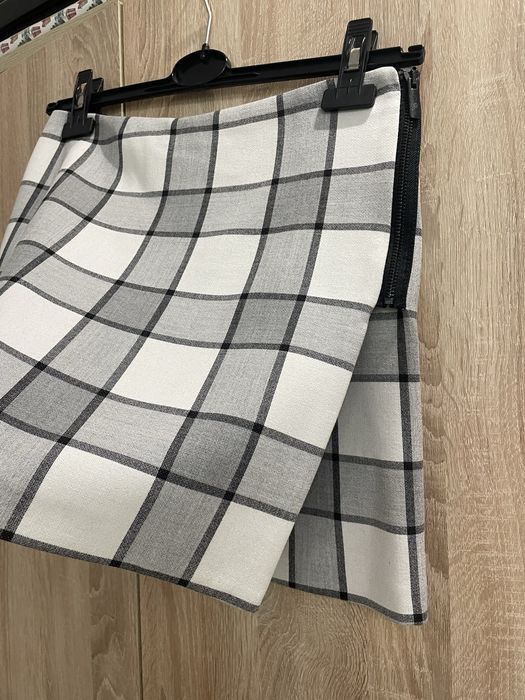 Kopertowa spódnica mini