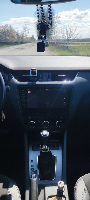 авто Skoda Oktavia
