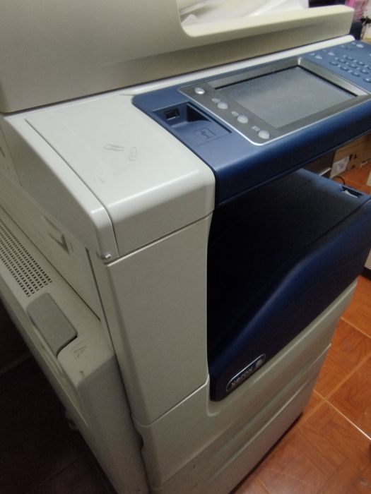 Impressora multifuncional   A3/A4  Xerox  7220