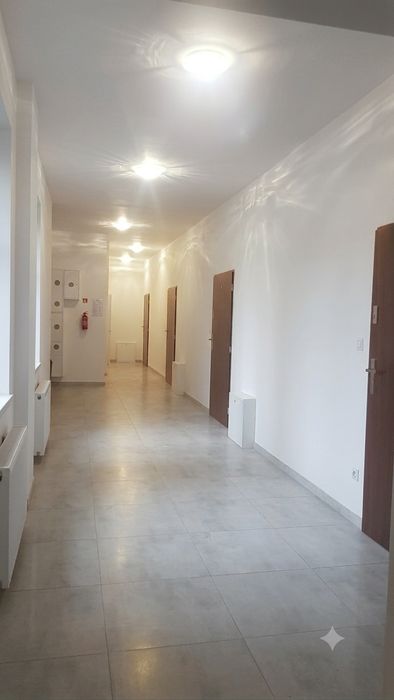 Lokale biurowo-usługowe na wynajem – 25 m² | Centrum miasta (ul. Grunwaldzka 1)