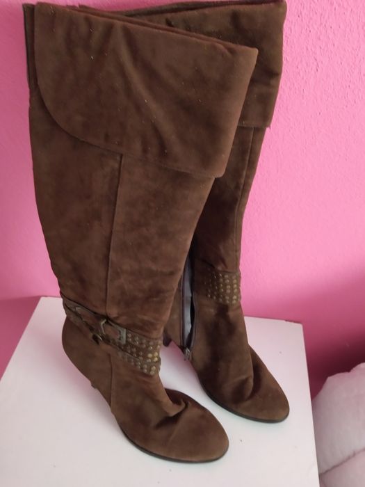 Botins/ botas como novos