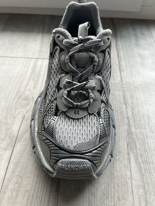 Sprzedam Balenciaga szare 44
