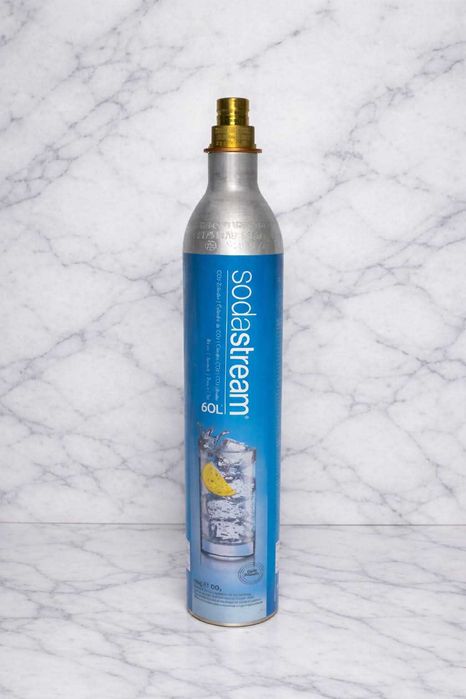 Niebieski nabój SodaStream pusta butla