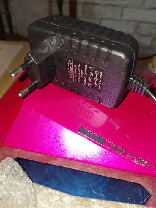 лампа для манікюру