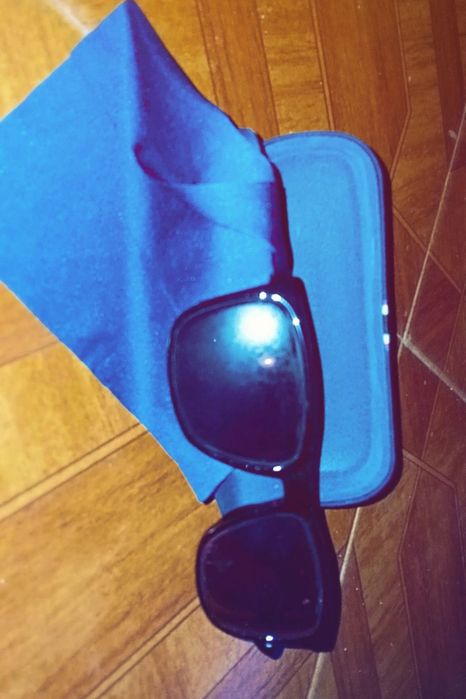 Óculos de Sol Tommy Hilfiger Originais (Modelo TH Sun Rx 43)
