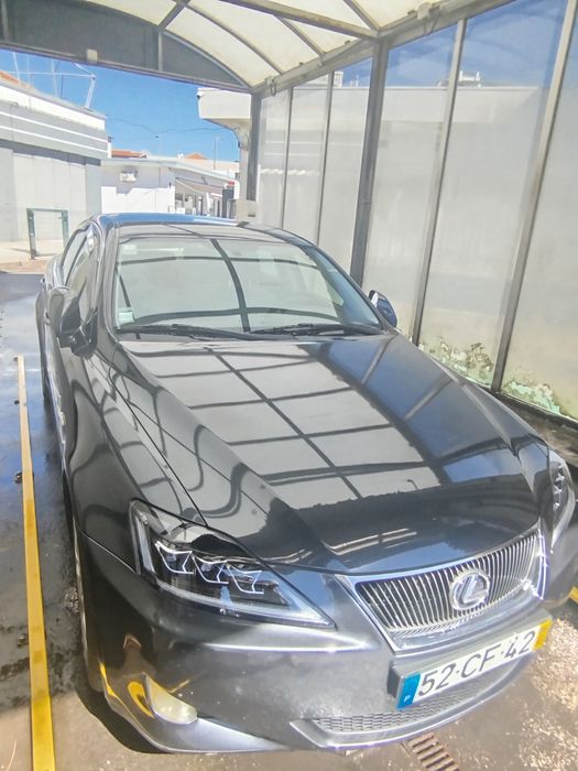 Lexus is 2.2d ou troco