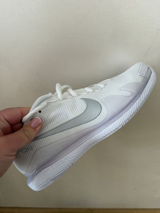 Кросівки для тенісу Nike
