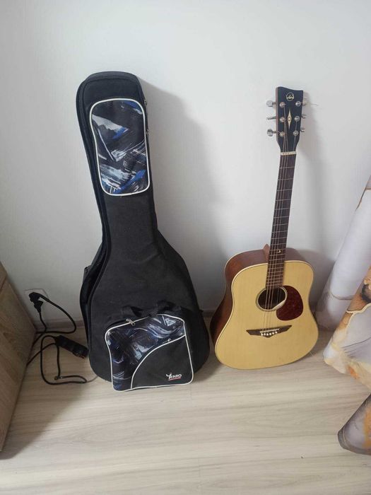 Gitara na sprzedaż, mało używana.