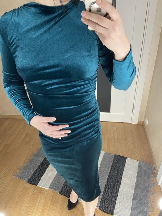 Оксамитове плаття