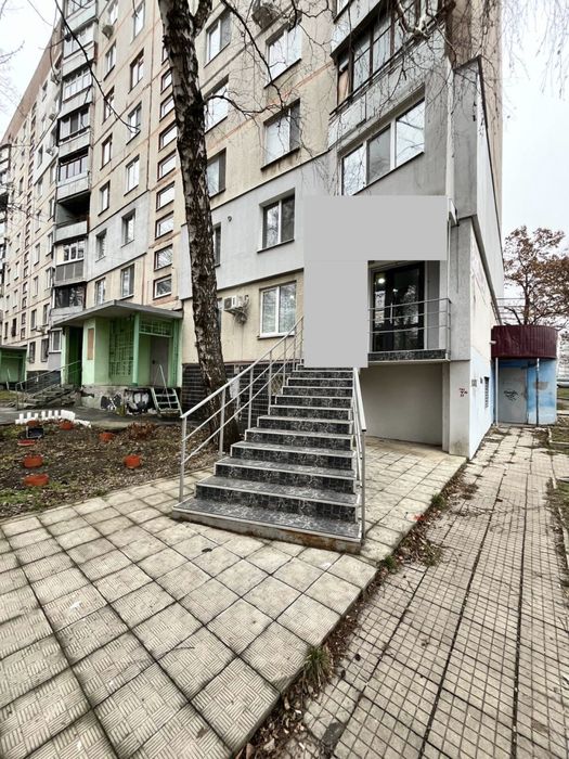 Здам окреме приміщення 50м2 біля метро Салтівське.
