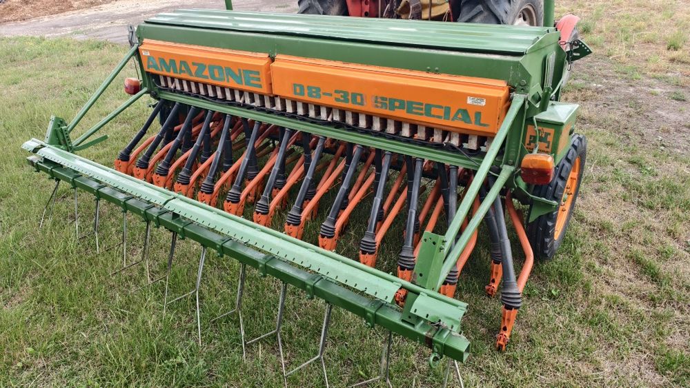 Siewnik Amazone D8-30 Special
