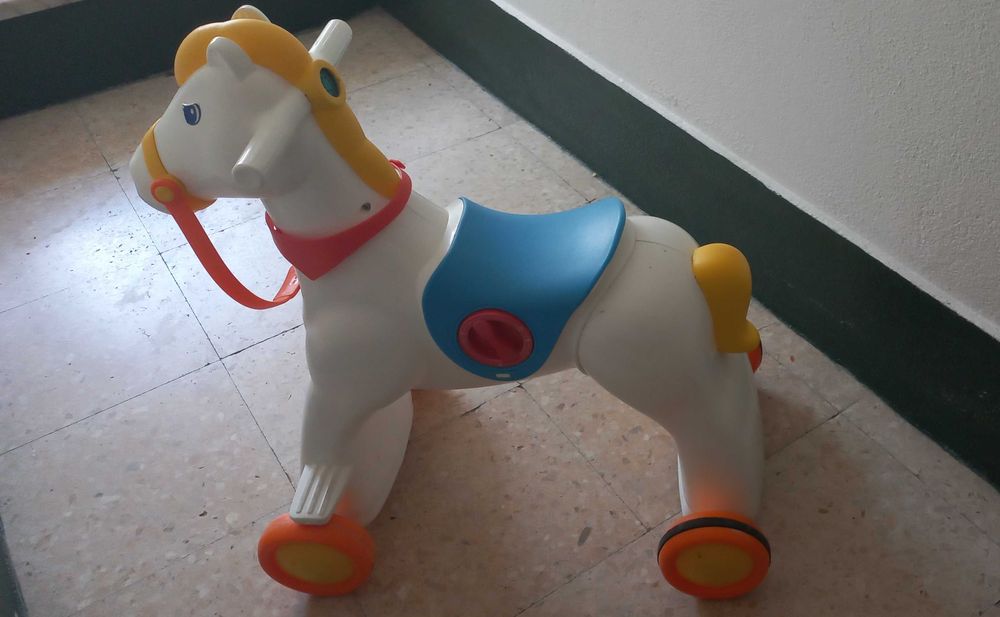 Cavalgavel Chicco como novo