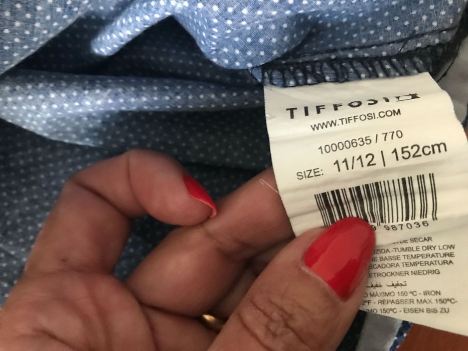 Blusa Tiffosi estilo ganga 12 e 14 anos