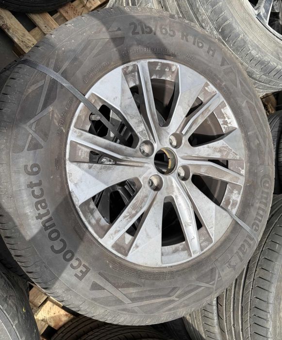 Conjunto de Jantes - PEUGEOT 2008 I