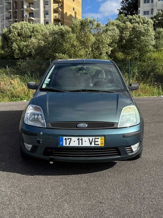 Ford Fiesta 1.4 TDCI foto 4