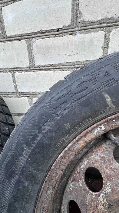 Lassa Snoways Kumho 215/65/R16