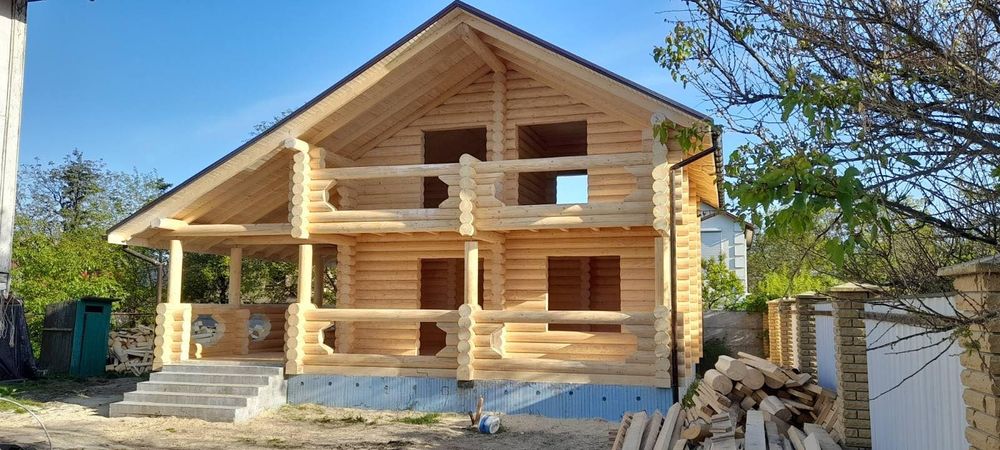 Будівництво будинків клеєного оциліндрованого профільованого бруса