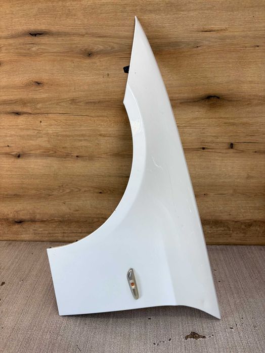 błotnik przedni lewy bmw e90 kolor 300/0