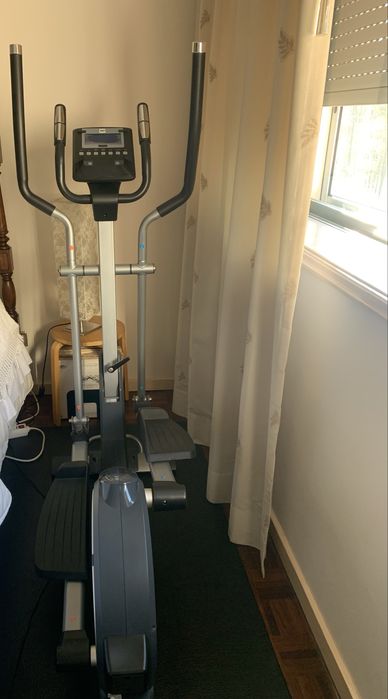 Bicicleta elíptica BH Fitness EasyStep Dual