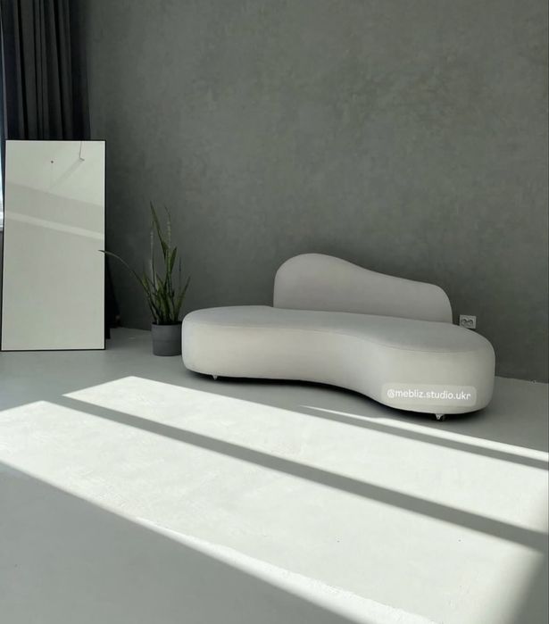 Диван, дивнчик в студію, салон, офіс для дому