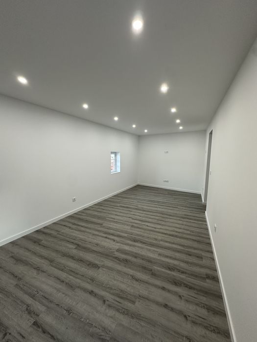 Apartamento T2 totalmente remodelado, a estrear, no centro de Estremoz