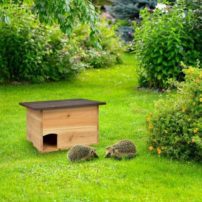 Drewniany domek dla jeży AniOne 40x30x30 cm - naprawiony defekt