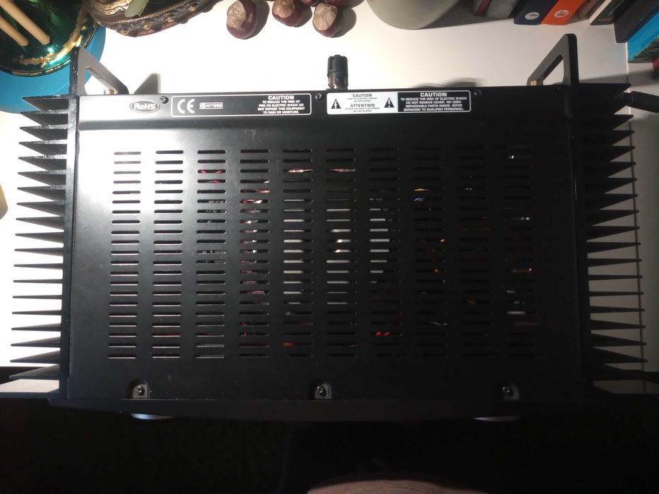 Behringer A-500 końcówka mocy