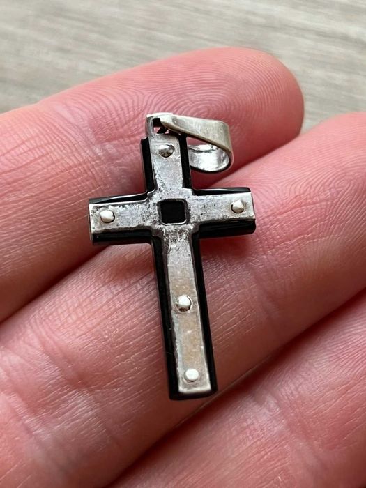 Серебро 925 - Крестик ( 1,26 г ) с Ониксом (Синтетическим) внутри